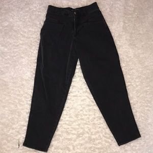Black denim pants, good curvy fit